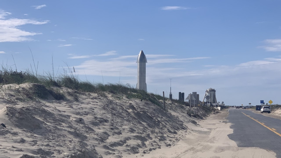 SpaceX wants to fill in wetlands near its South Texas launch facility. The company’s vast complex includes sand dunes near Boca Chica Beach where sea turtles nest.